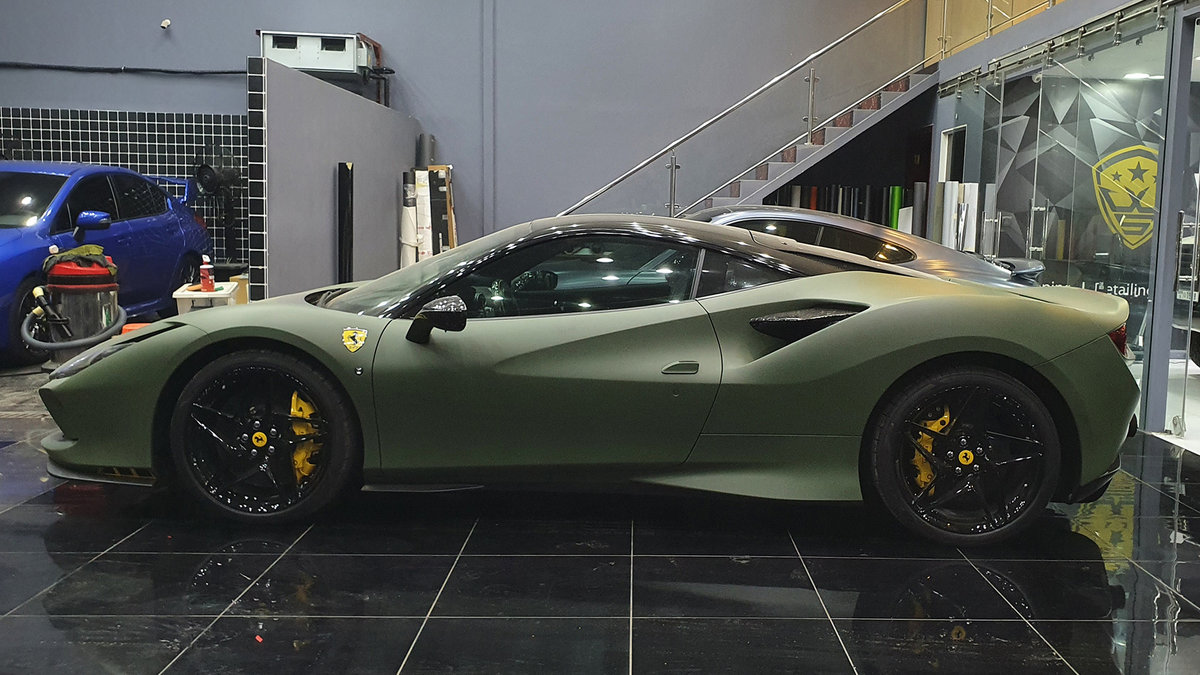 Ferarri F8 Tributo - Green Wrap - img 1