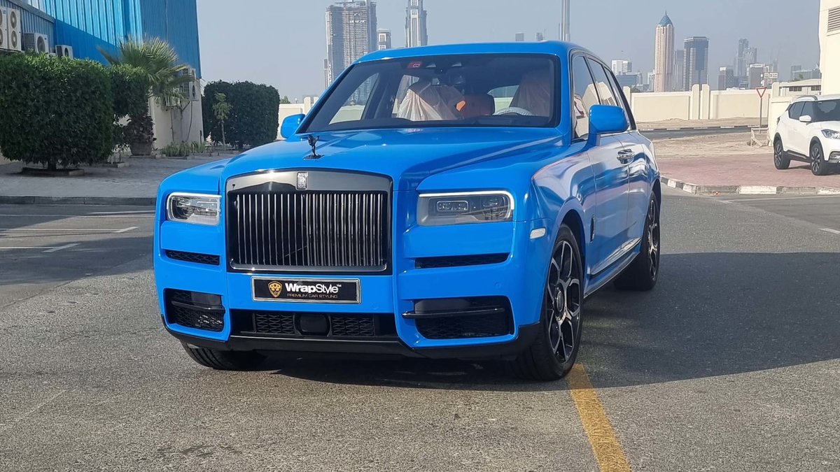 Rolls-Royce Cullinan - Light Blue Wrap - img 2